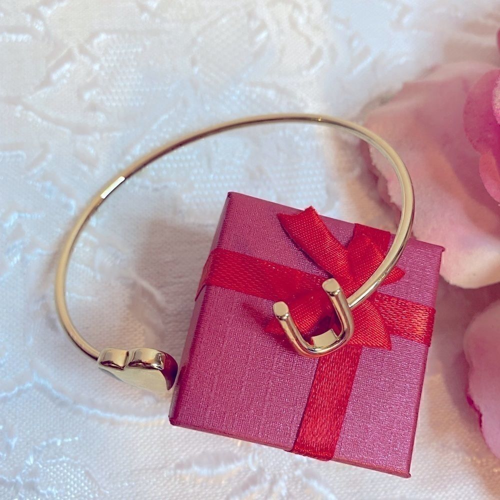 🛍Choa Cham love 💕 you Gold Bracelet